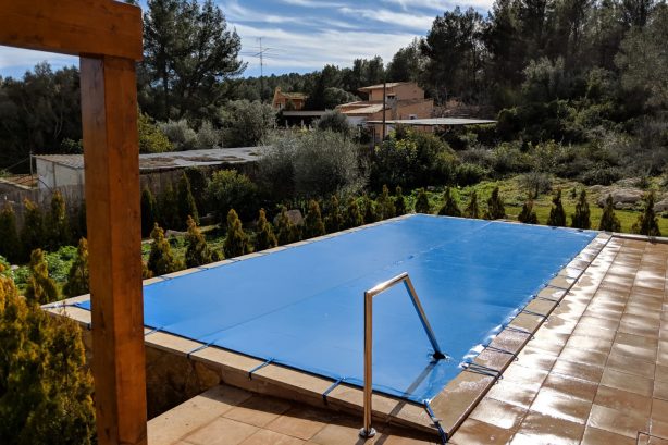 edicion-foto-lona-azul-sin-arugas-614x409